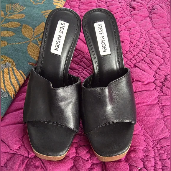 Steve Madden Latish Tan And Black Leather Studded Platform Sandal Heels - Picture 3 of 4